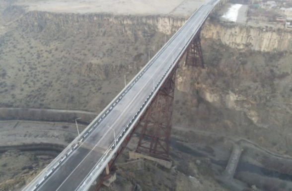 Քաղաքացին ցանկացել է նետվել Նոր Հաճնի կամրջից․ կանխվել է քաղաքացու ինքնասպանության փորձը